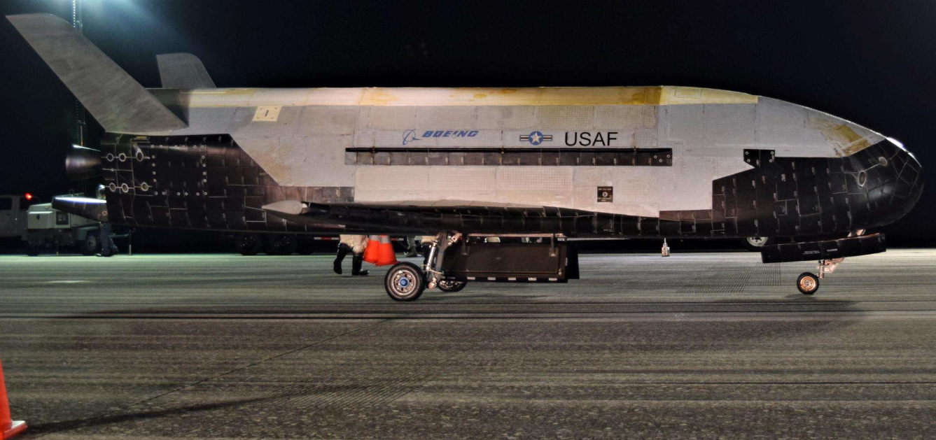 美国五角大楼宣布神秘太空无人机的新任务