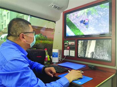 无人机巡查对游商浮贩取证 