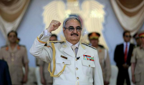 凌晨时分 一架翼龙-2无人机 突然被一艘北约战舰导弹击落