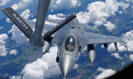 美国海军遭遇UFO--不是外星人，但也许是无人机?