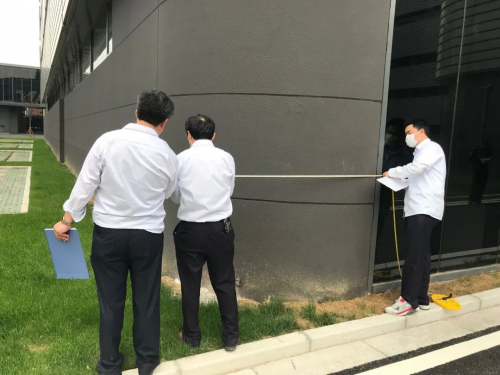 厉害了！金山房屋测绘现场飞起了无人机，真相是……