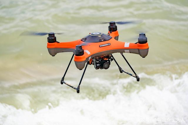 斯威普防水无人机协助西班牙警察执法