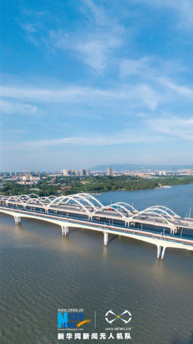 “竖读”西安 换个姿势看古城