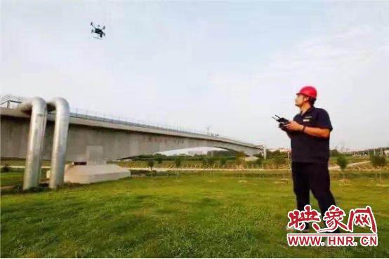 无人机、VR技术加入城市管理 郑州城管局表彰创新专利