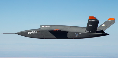 无人战机与有人驾驶战机的对决