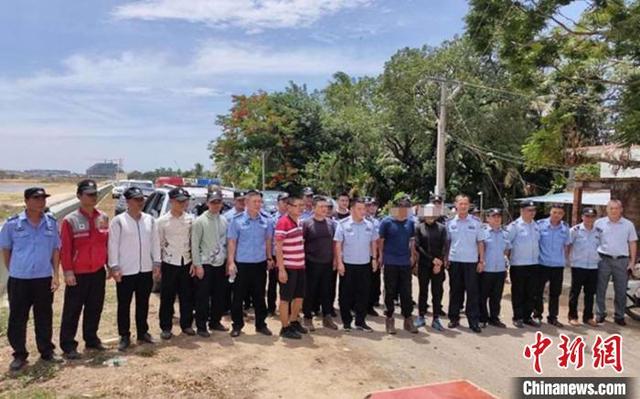 7名同事相约爬山两人失联 三亚警方启用无人机成功搜救