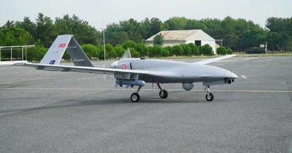 消失八年之后，利比亚空军重现天空，无人机当主角自家人相互残杀