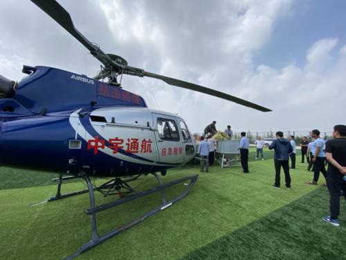 “直升机+无人机” 洛阳今年10万亩飞播造林任务圆满完成 