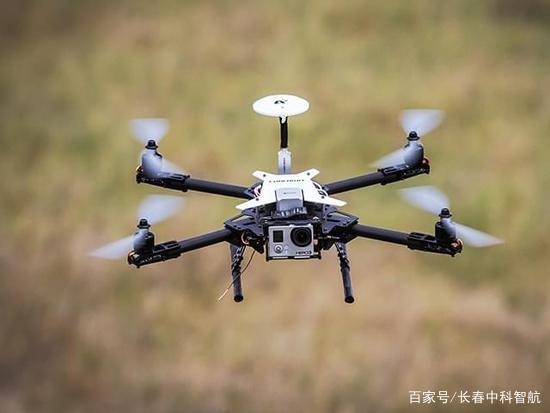 与人相比，无人机的优势在哪里？