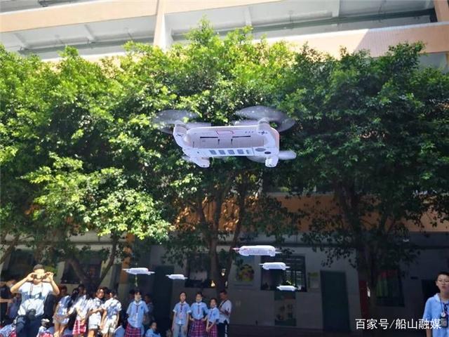 无人机科普进校园 放飞孩子科技梦