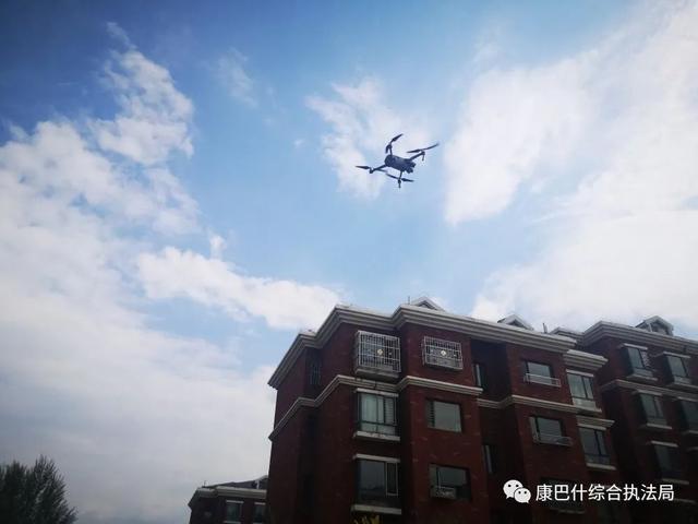快看！无人机飞出康巴什城市管理新高度……