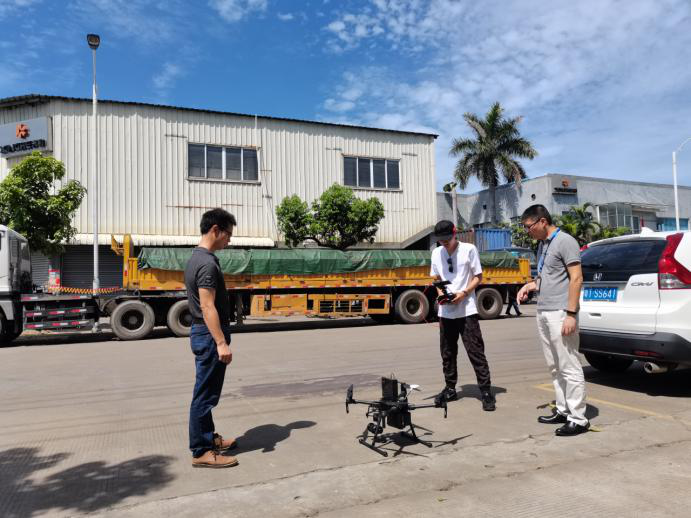 无人机出动！东凤呢班人在搞什么大动作？