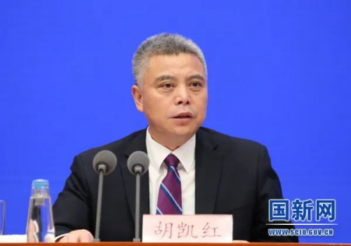 北斗三号全球卫星导航系统建成发布会：北斗+5G将给无人机等行业带来革命性变化