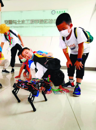 南通大学有个交通实验室，一起来探秘