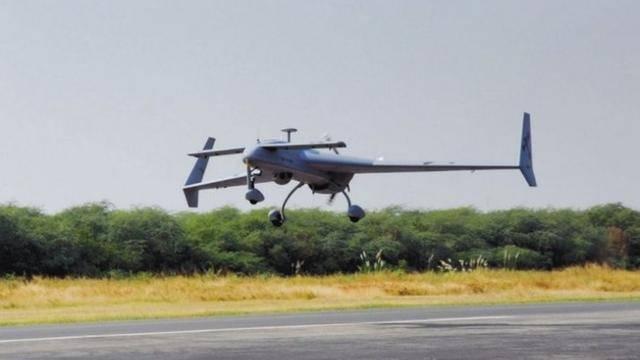 大批无人机飞抵喜马拉雅，印军指挥官态度服软，莫迪承认超出预期