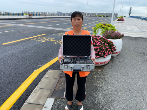 谁的无人机丢在北龙湖了？快来认领