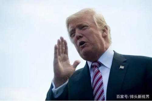 电视剧情节！无人机迎面而来，总统专机差点出事，特朗普就在机上