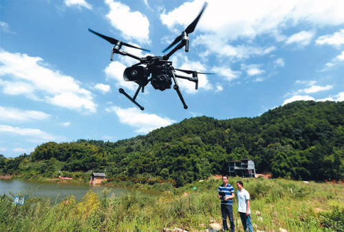璧山：无人机巡查护林防火