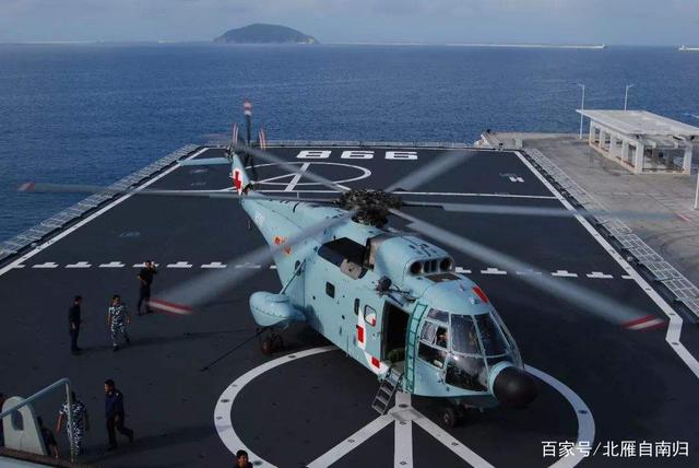 不再羡慕科曼奇，075型配套隐形无人机现身，形似隐身黑鹰