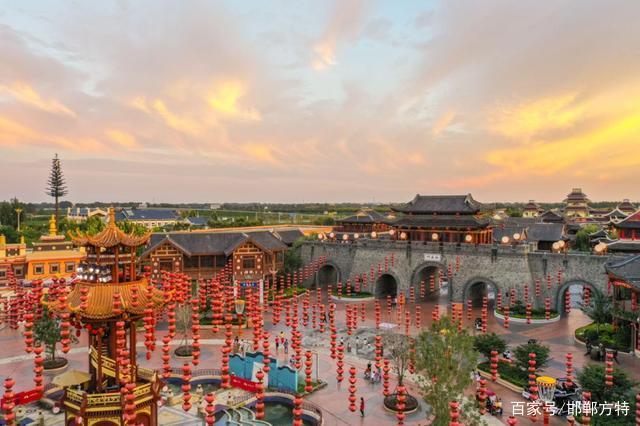 暑期无人机演出最后三天 邯郸方特浪漫继续