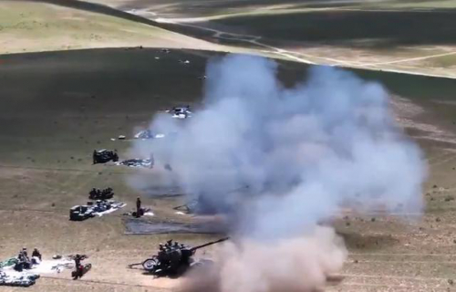 4500米高海拔区发现无人机群，HQ16果断开火击落，对莫迪发出警告