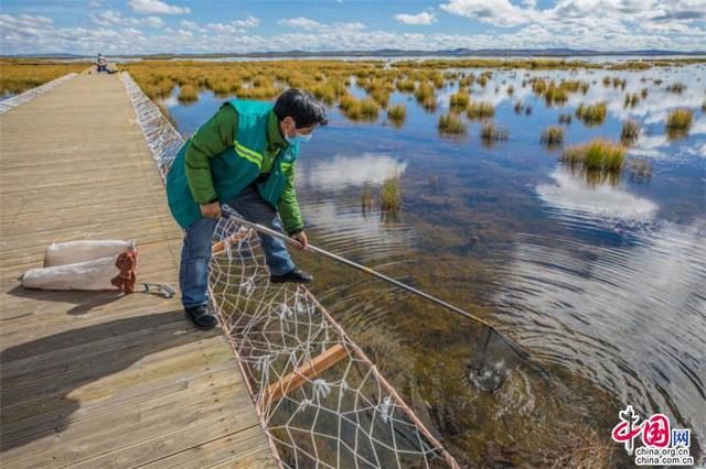 「中国梦·黄河情」无人机+骑马巡河 若尔盖县的河长们厉害了