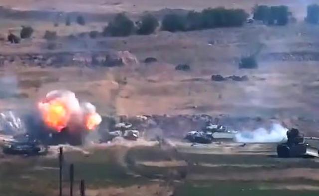 亚美尼亚和阿塞拜疆发动坦克和无人机大战，会引发全面战争吗？