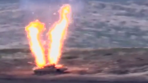 30分钟摧毁1个机械化装甲团：印军被这场面震撼，紧急求助美国