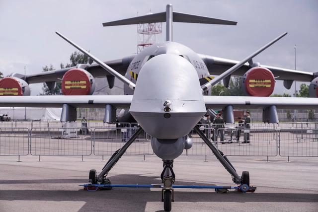 纳卡冲突引发全球聚焦，无人机放异彩