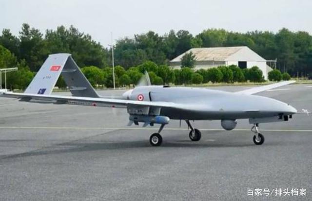 无人机把坦克炸成废铁？阿塞拜疆和亚美尼亚冲突是未来对战雏形