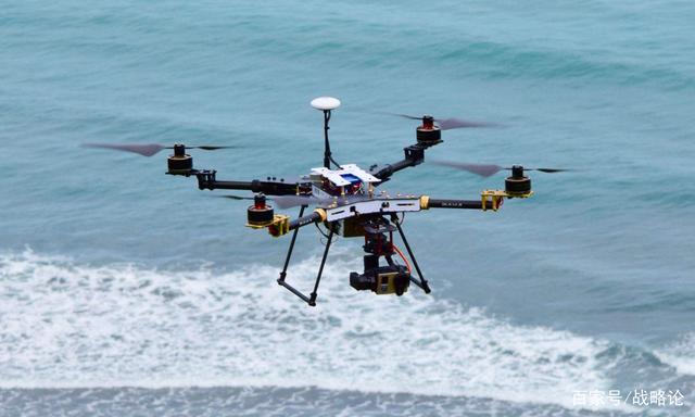 小型无人机不只是侦察，我国展出小型攻击无人机，可远程发射榴弹