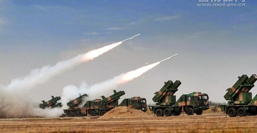 亚美尼亚S300被毁！我军同款却不怕无人机，带刀侍卫火力太猛