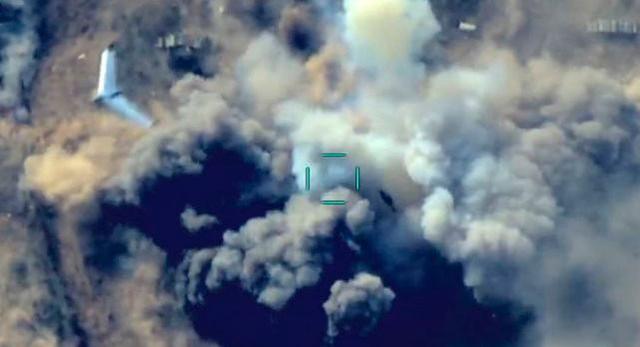 无人机在西亚战场杀敌，坦克已经没有活路，中国拿出更强大的杀器