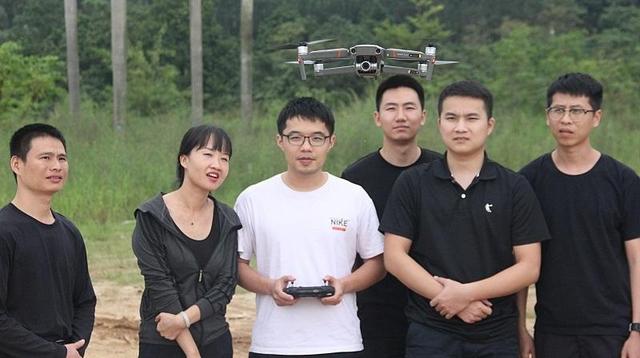 无人机执法中队 带证上岗抓违法