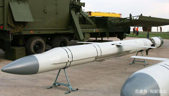 海战重锤YJ18，等于超级无人机带了个超级载荷直扑对手