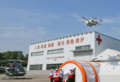 上海首飞！迅蚁深耕医疗配送场景