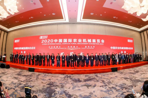 亚洲最大的农机展上，极飞掀起智能农机发展新风暴！