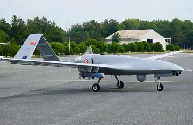 俄击落大批土耳其无人机，埃尔多安火冒三丈，普京：敢挑衅继续打