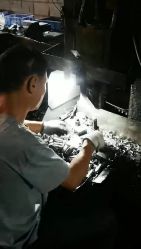 无人机出动！中山警方斩断一制售“笑气”链条