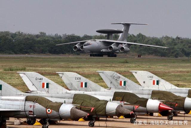 自杀式无人机满天飞，印度看到希望：没钱买就学越南改装米格21