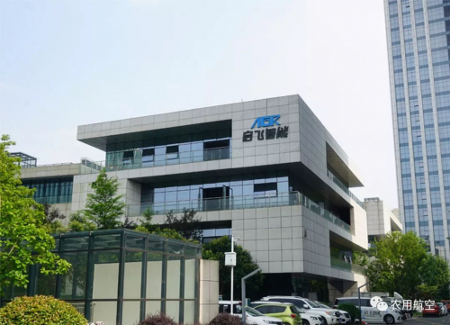 启飞智能享“启”成2021新成品新商务发布会