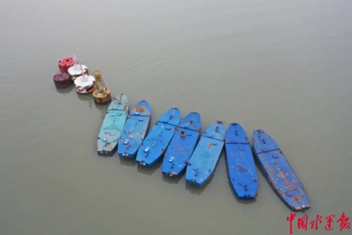 长江南京航道局无人机技术的推广应用初显成效