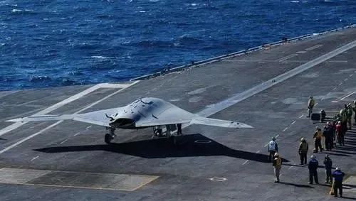 美军“无人机母舰”项目遭遇九连败