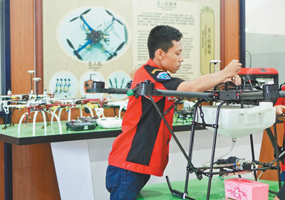 印尼职业技术学生谈无人机课程：很珍惜这样的学习机会