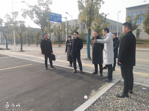 何斌带队到滁州、南京考察无人机项目