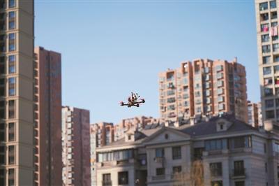 警用无人机时代已至，王牌“飞行员”圆梦