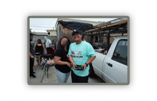 无人机撞警方直升机，22岁男子被判监一年