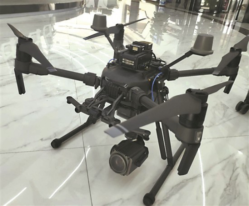 自动起飞巡航、自动返航，韶关交警首次用无人机群保障春运