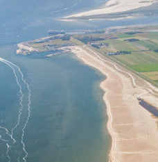 利用RedEdge无人机载多光谱系统对水质监测的研究