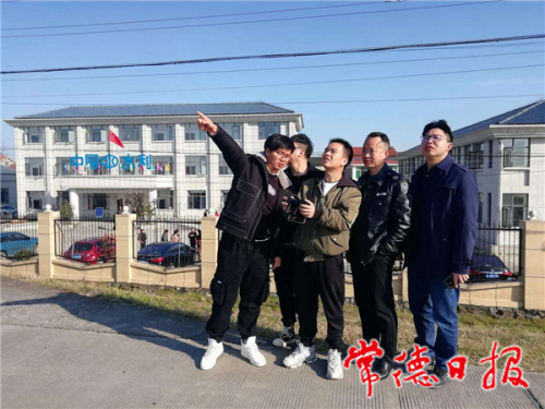 无人机助力 市河长办联合市水政监察支队开展新年“第一巡”